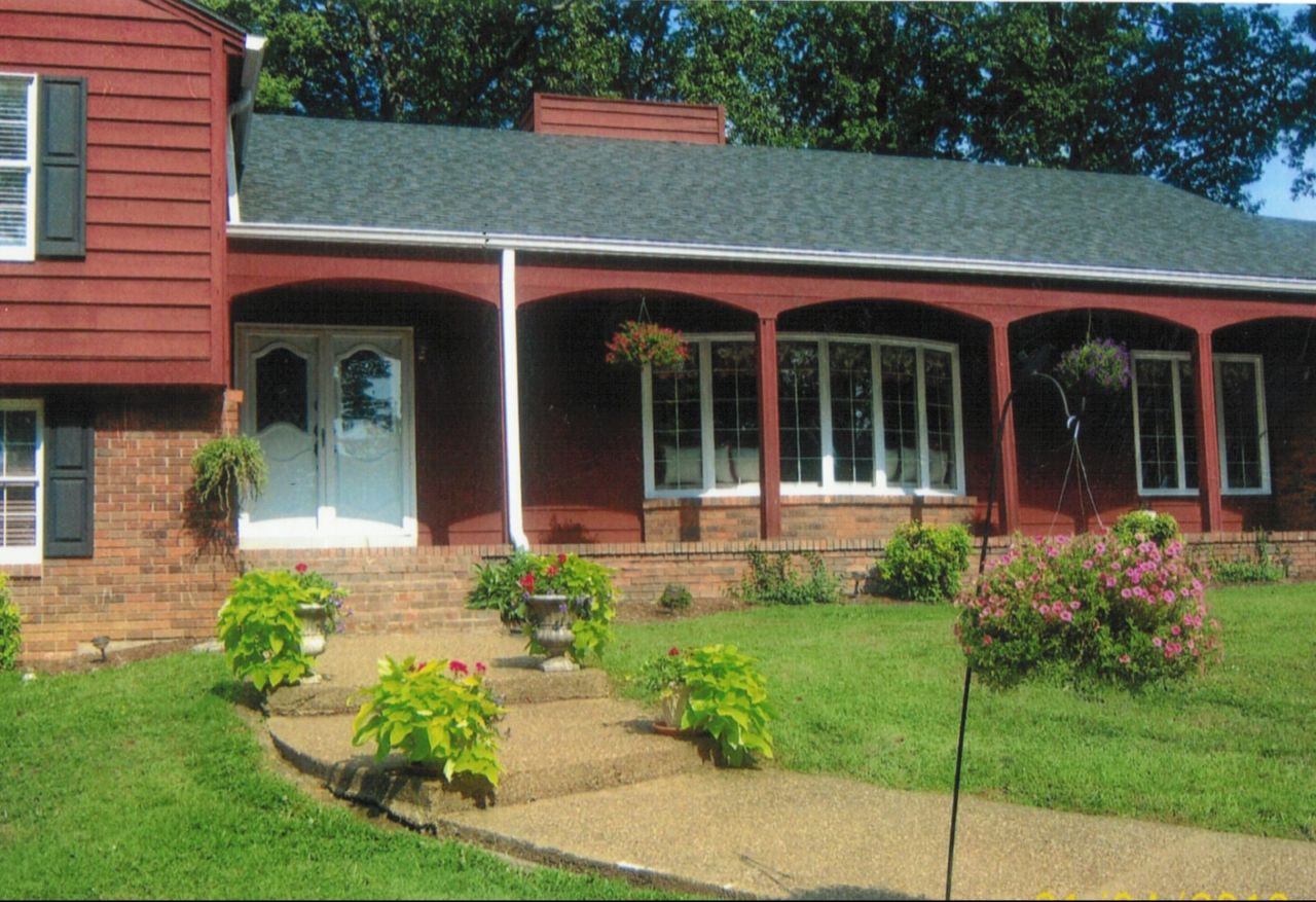 Ham Friendly Home in Leitchfield, Kentucky For Sale