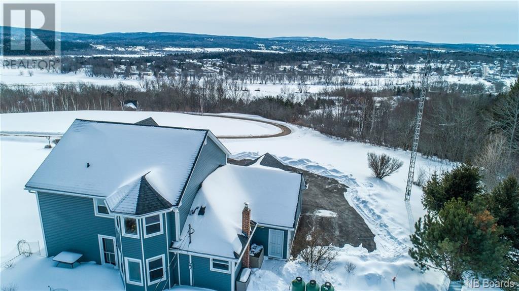 NB054040_2 Ham Radio Friendly Homes For Sale