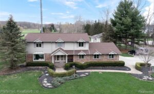 Ham Radio Home For Sale in Michigan